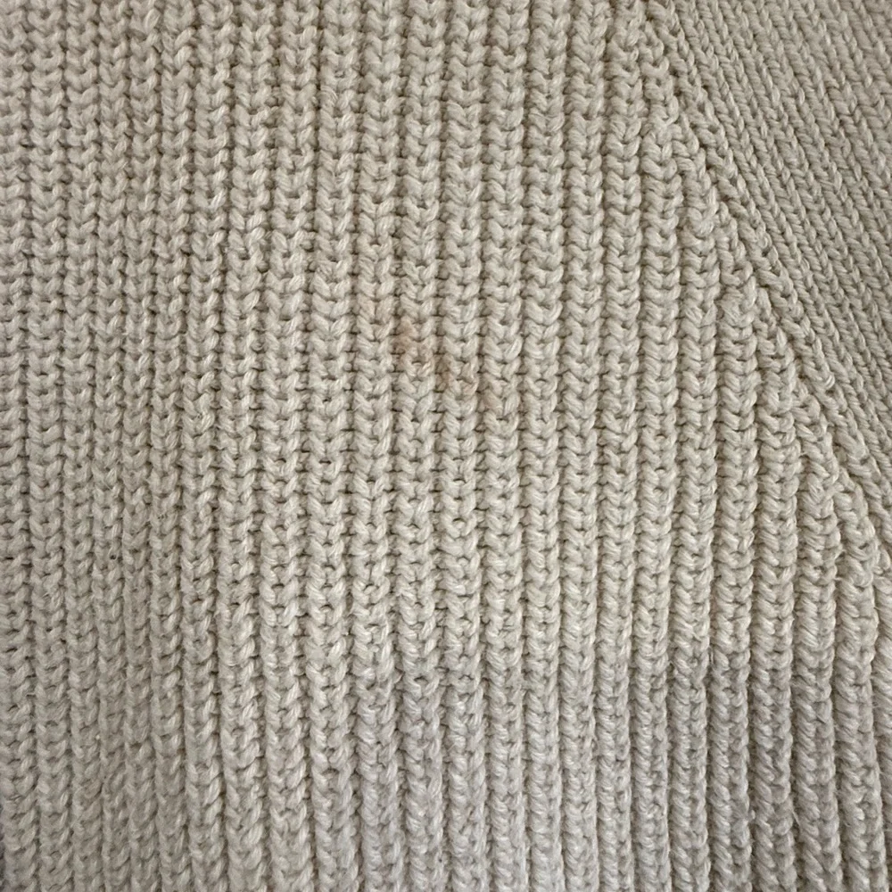 Old Navy Beige Ribbed V-Neck Button Cardigan - Picture 2 of 5